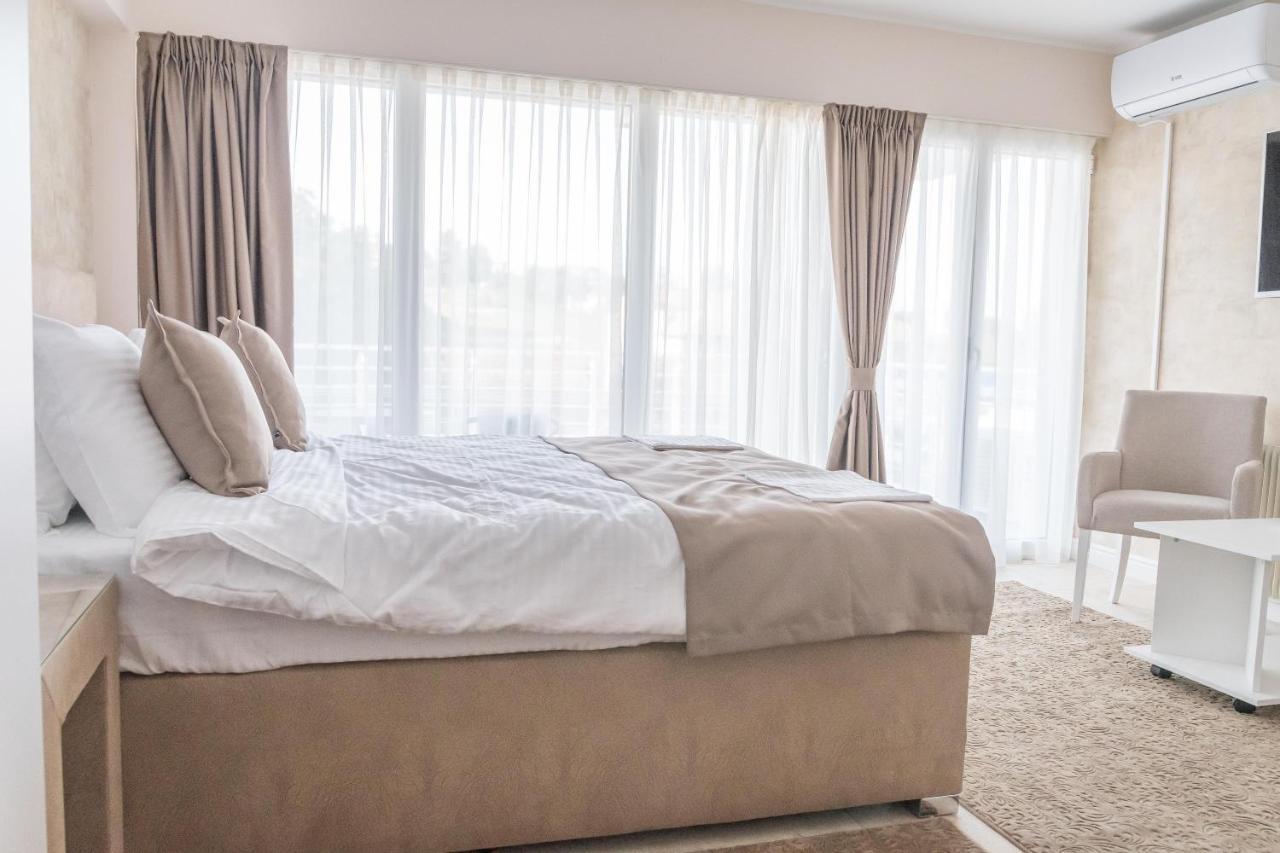 A Klub Apartmani Mrcajevci Екстериор снимка