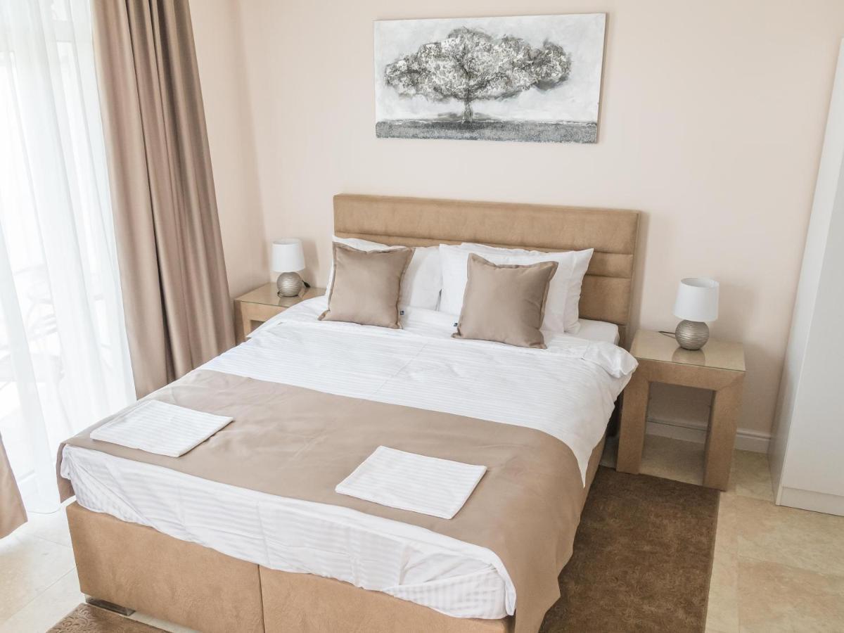 A Klub Apartmani Mrcajevci Екстериор снимка